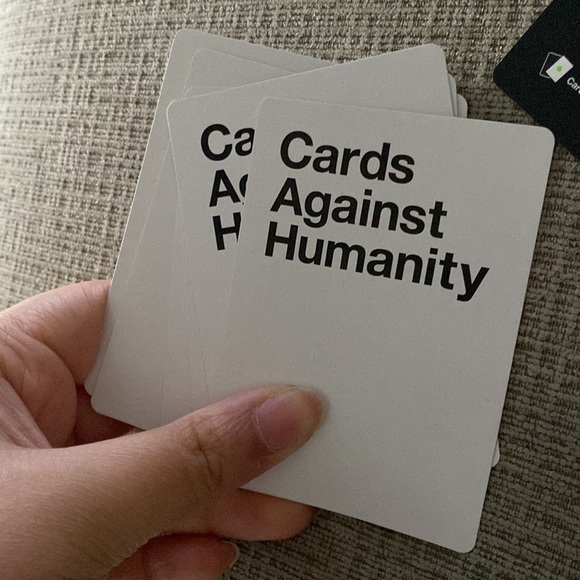 Cards Against Humanity Green Box (18+) - Picture 2 of 5